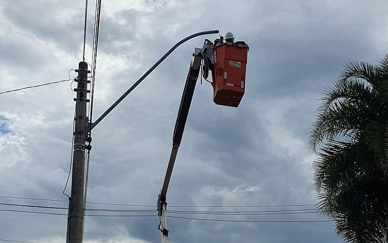 Começa a ser instalada a iluminação de LED no SOF Norte