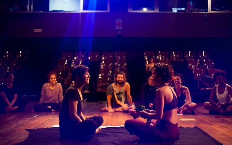 Senado aprova ajuda para artistas de todo o País