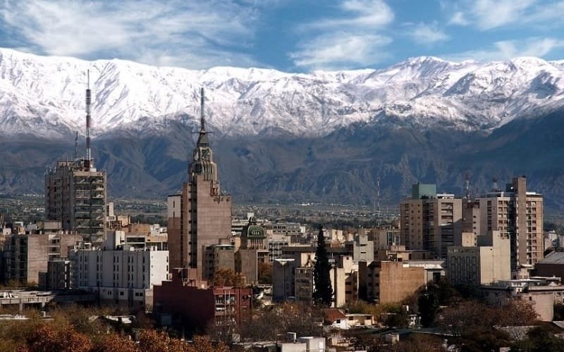 Gol volta a operar em junho para a cidade de Mendoza