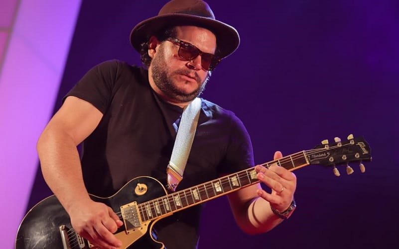 Maratona de apresentações de artistas no Lago Norte