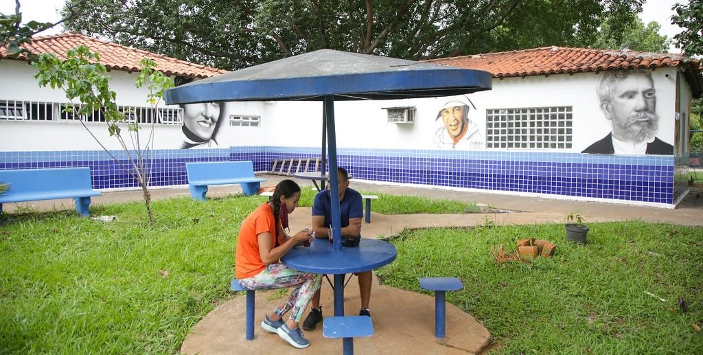Detalhe da biblioteca pública de Candangolândia, que foi reformada com recursos de emendas parlamentares/Tony Oliveira/Agência Brasília