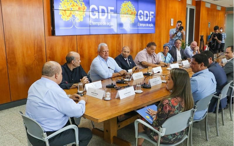 Decreto deve ajudar clubes, igrejas e associações