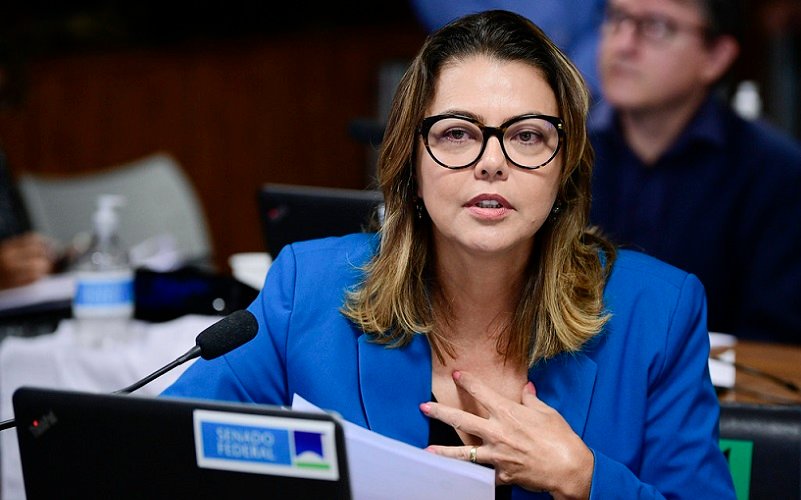 Senadora Leila Barros DF Misto Brasília