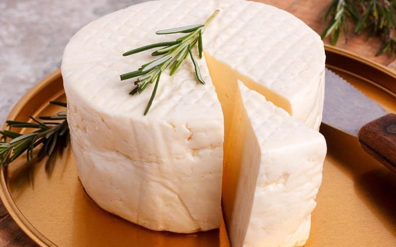 Curso de produção de queijos com inscrição aberta