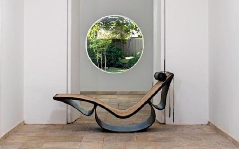 Loja que abre nesta quinta aposta na produção modernista