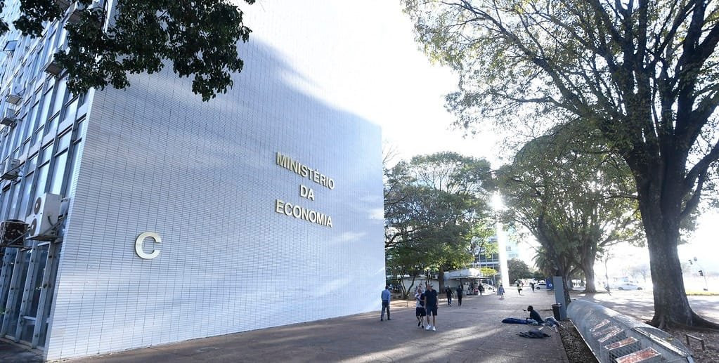 Detalhe do prédio do Ministério da Economia na Esplanada dos Ministérios/Jefferson Rudy/Agência Senado