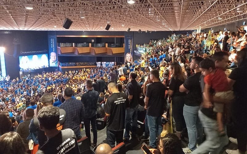 Arruda apela para Ibaneis trazer Paulo Octávio para o grupo