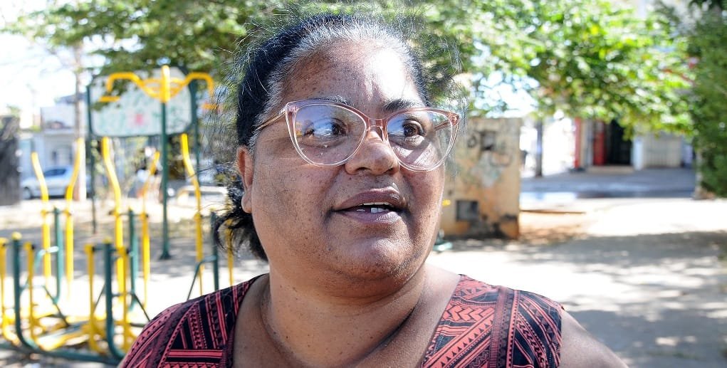 Aureli Alves foi com a neta Clara ver a reforma de um dos 17 parquinhos infantis de Santa Maria/Lúcio Bernardo Jr/Agência Brasília