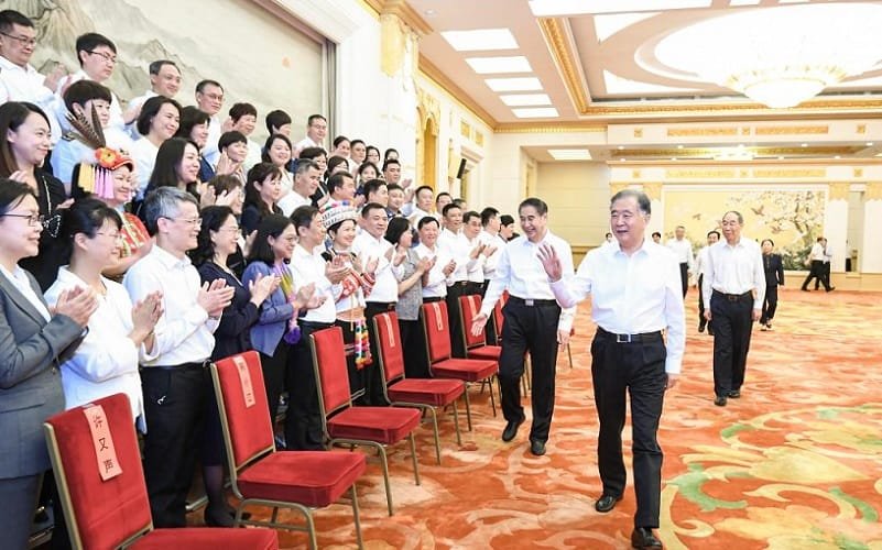 Exército chinês começa exercícios após visita de Pelosi