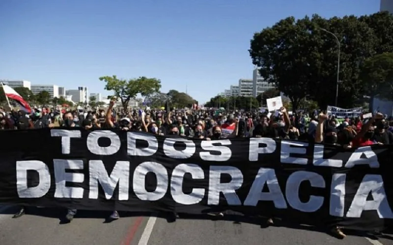 Nordestinos estão preocupados com a democracia