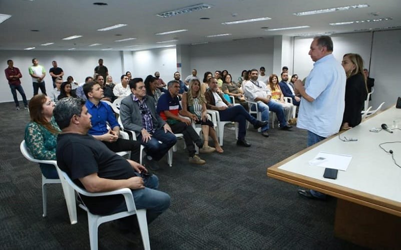 Izalci Lucas reunião PRTB Misto Brasília