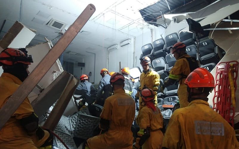 Desabamento SP Corpo de Bombeiros Misto Brasília