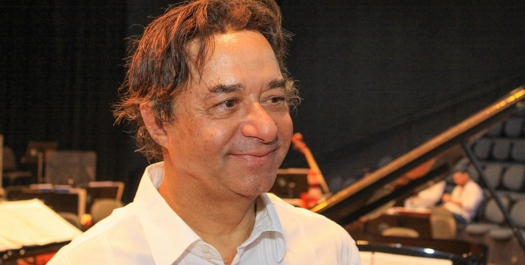 Claudio Cohen é maestro da Orquestra Sinfônica de Brasília/Tony Oliveira/Agência Brasília