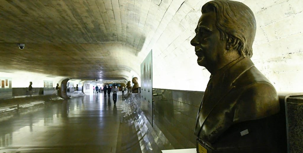 Túnel do Tempo do Senado Federal e o busto do educador e fundador da Universidade de Brasília, Darci Ribeiro/Geraldo Magela/Agência Senado