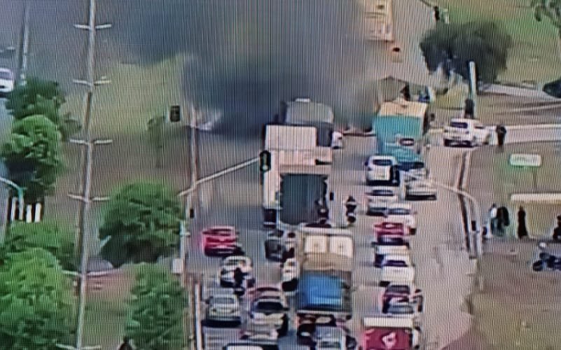 Bloqueio caminhoneiros Misto Brasília