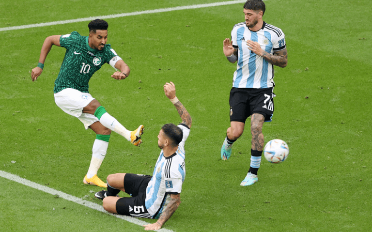 Argentina é surpreendida e perde para a Arábia Saudita