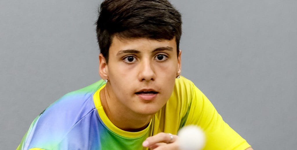 Pedro Costa Oliveira, que recebe o Bolsa Atleta, está na 11ª posição no ranking nacional do tênis de mês/Paulo H. Carvalho