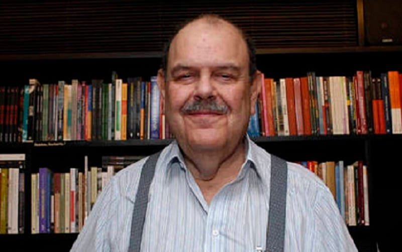 Jornalista Carlos Brickmann será sepultado nesta tarde