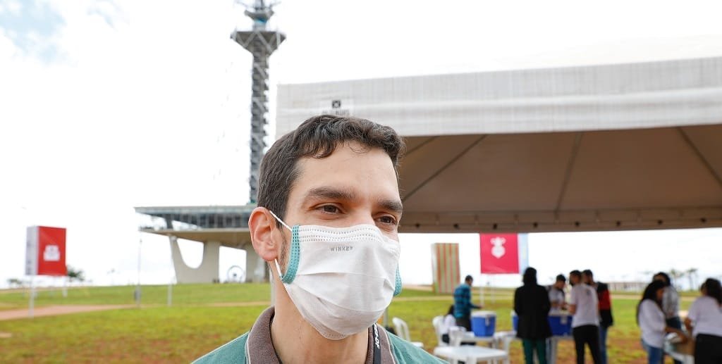 Pedro Zancanaro participou das atividades do Natal com Saúde, realizado na Torre de TV, com o objetivo de vacinar os turistas/Lucio Bernardo Jr/Agência Brasília