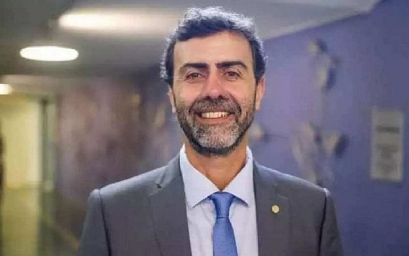 Publicado decreto que confirma Freixo na presidência da Embratur
