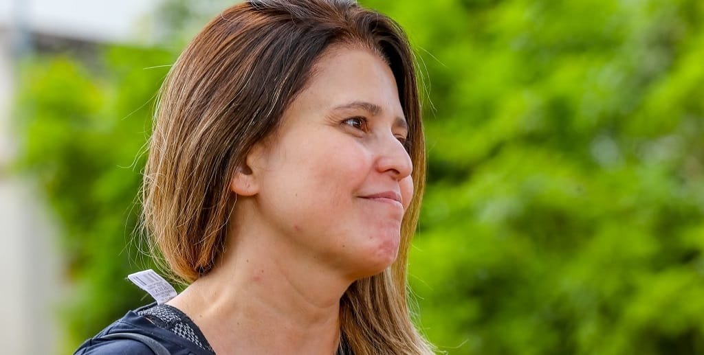 Karinna Novaes ficou mais alegre com a melhoria da iluminação na sua quadra, na Asa Sul/Joel Rodrigues/Agência Brasília