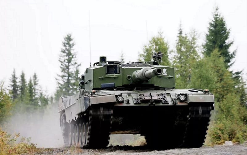 Tanque de guerra Leopard Misto Brasília