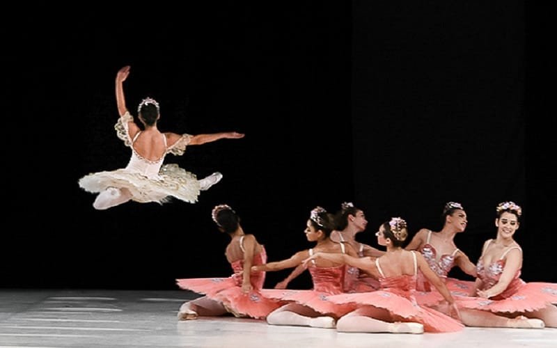 Centro de Dança tem vagas para 38 cursos de variados estilos