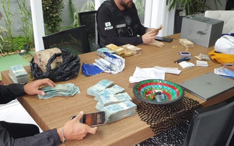 Falsários teriam movimentado ilegalmente R$ 1 bilhão