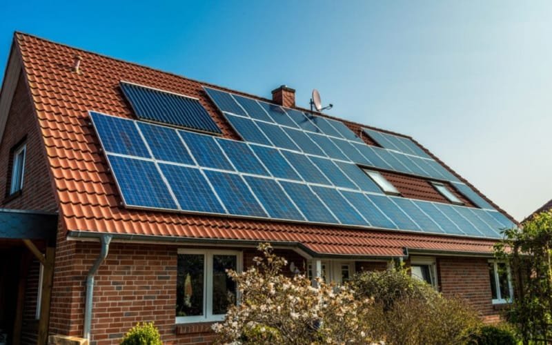 Mitos e energia. Primeiro podcast do articulista Charles Machado