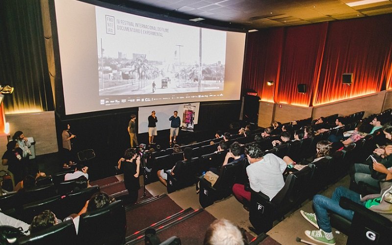 Sala de cinema Fronteira Misto Brasília