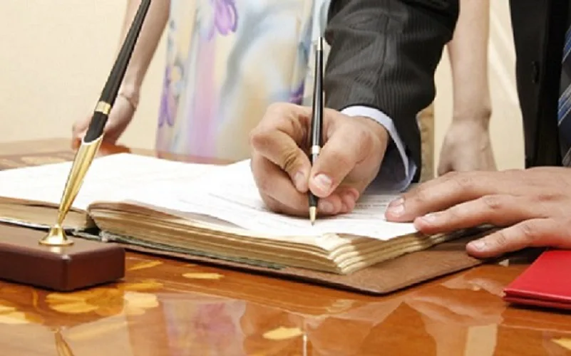 Cartórios estarão fechados na segunda e terça-feira