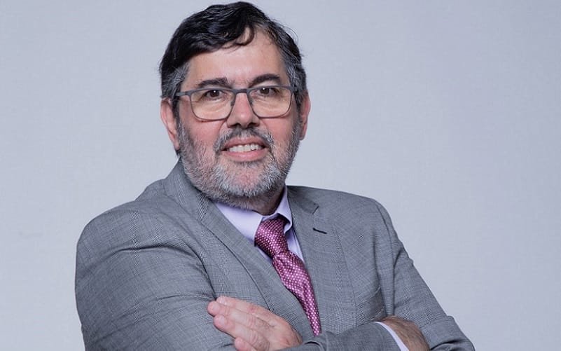 Professor Longo assume como reitor da Universidade Católica de Brasília
