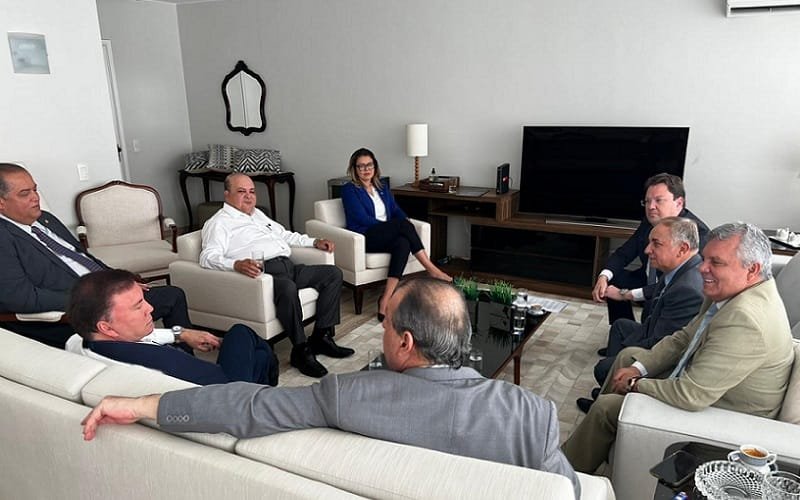 Bancada DF com senador Omar Aziz Misto Brasília