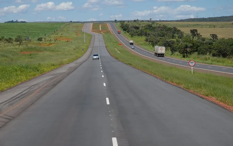 Começam estudos para privatizar quatro rodovias
