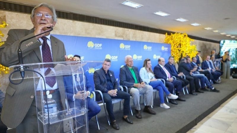 Raimundo Ribeiro, diretor-presidente da Adasa, discursa durante ato em comemoração ao Dia Mundial do Meio Ambiente/Renato Alves/Agência Brasília