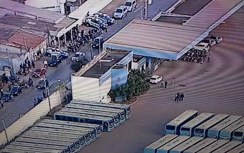 Águas Lindas de Goiás ônibus Taguatur greve Misto Brasília