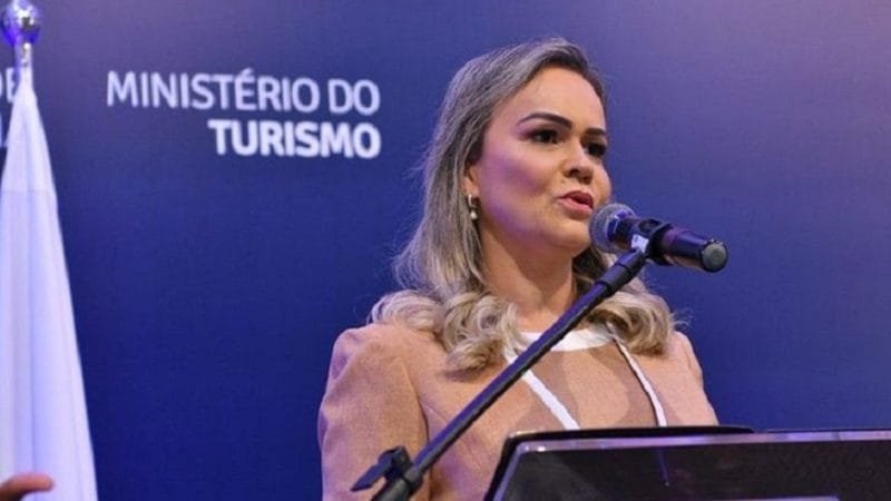 Uma ministra na berlinda