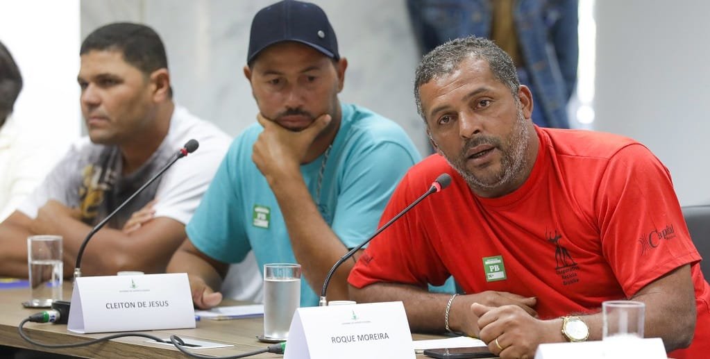 Catadores Roque Moreira e Cleiton de Jesus Misto Brasília