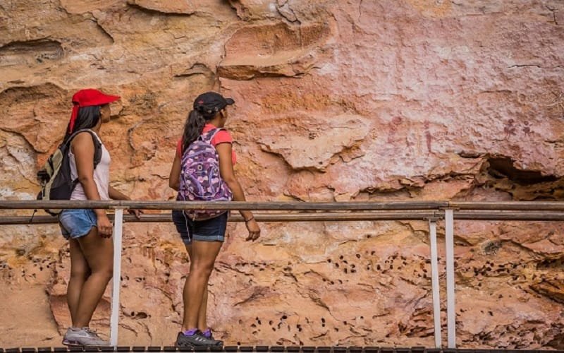 História natural marcas rupestres visitas Misto Brasília