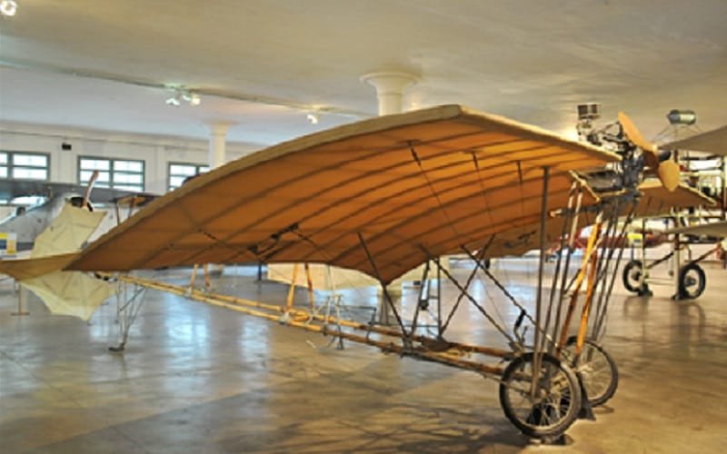 Demoiselle avião de Santos Dumont Misto Brasília