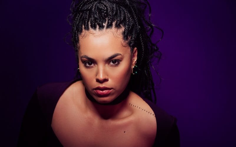 Cantora Bell Lins Brasília Misto Brasília