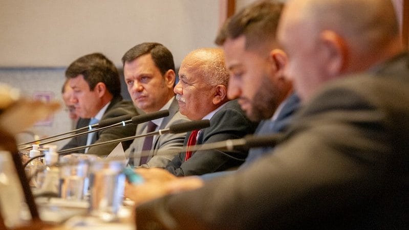 CPI da Câmara Legislativa faz escola