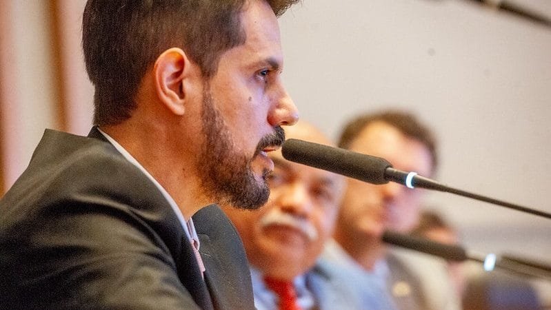 Delegado diz na CPI que ninguém foi preso injustamente no dia 8 de janeiro