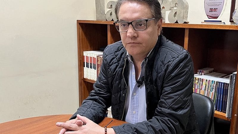 Candidato à presidência do Equador morre após ser baleado várias vezes