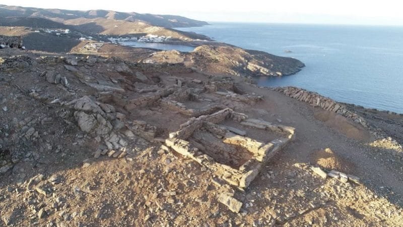 Novos achados no antigo santuário grego de Poseidon