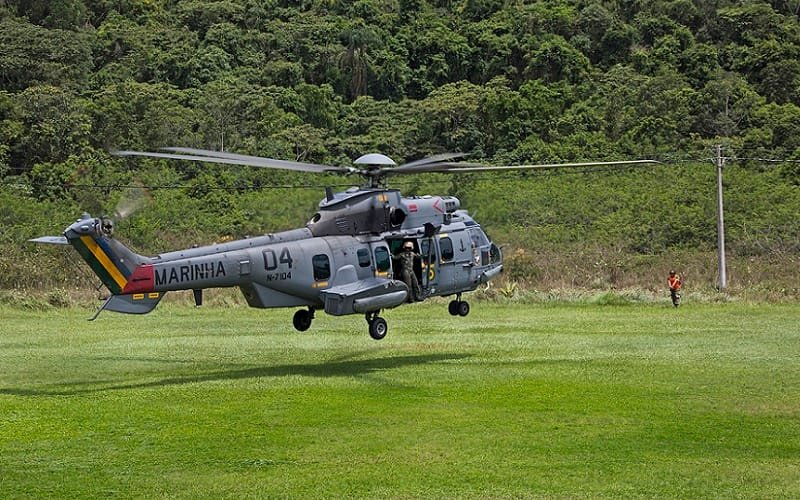 Helicóptero UH-15 Super Cougar Marinha do Brasil Misto Brasília