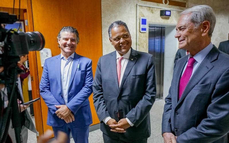 Hospital Santa Casa reunião Paulo Otávio e Antonio Brito Misto Brasília