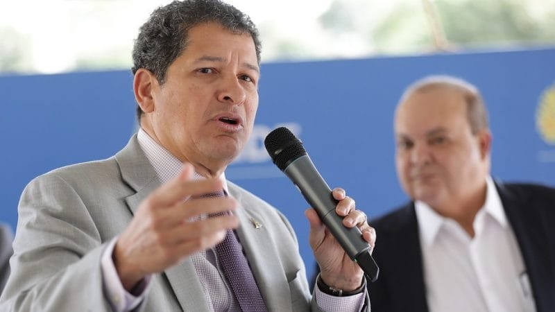 Sandro Avelar discursa durante a solenidade de lançamento da obra da nova sede da Secretaria de Segurança Pública/Renato Alves/Agência Brasília