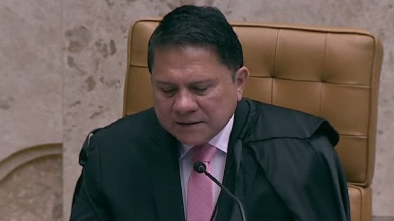 Começa julgamento dos atos golpistas de 8 de janeiro