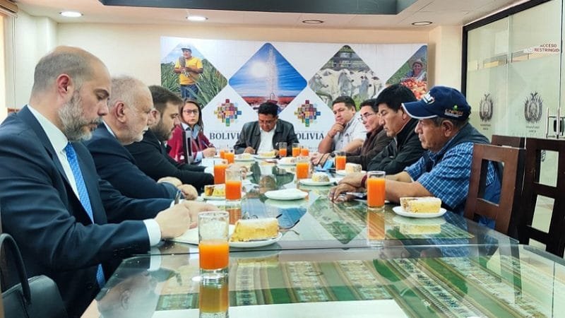 Brasil e Bolívia fecham investimentos na produção de fertilizantes